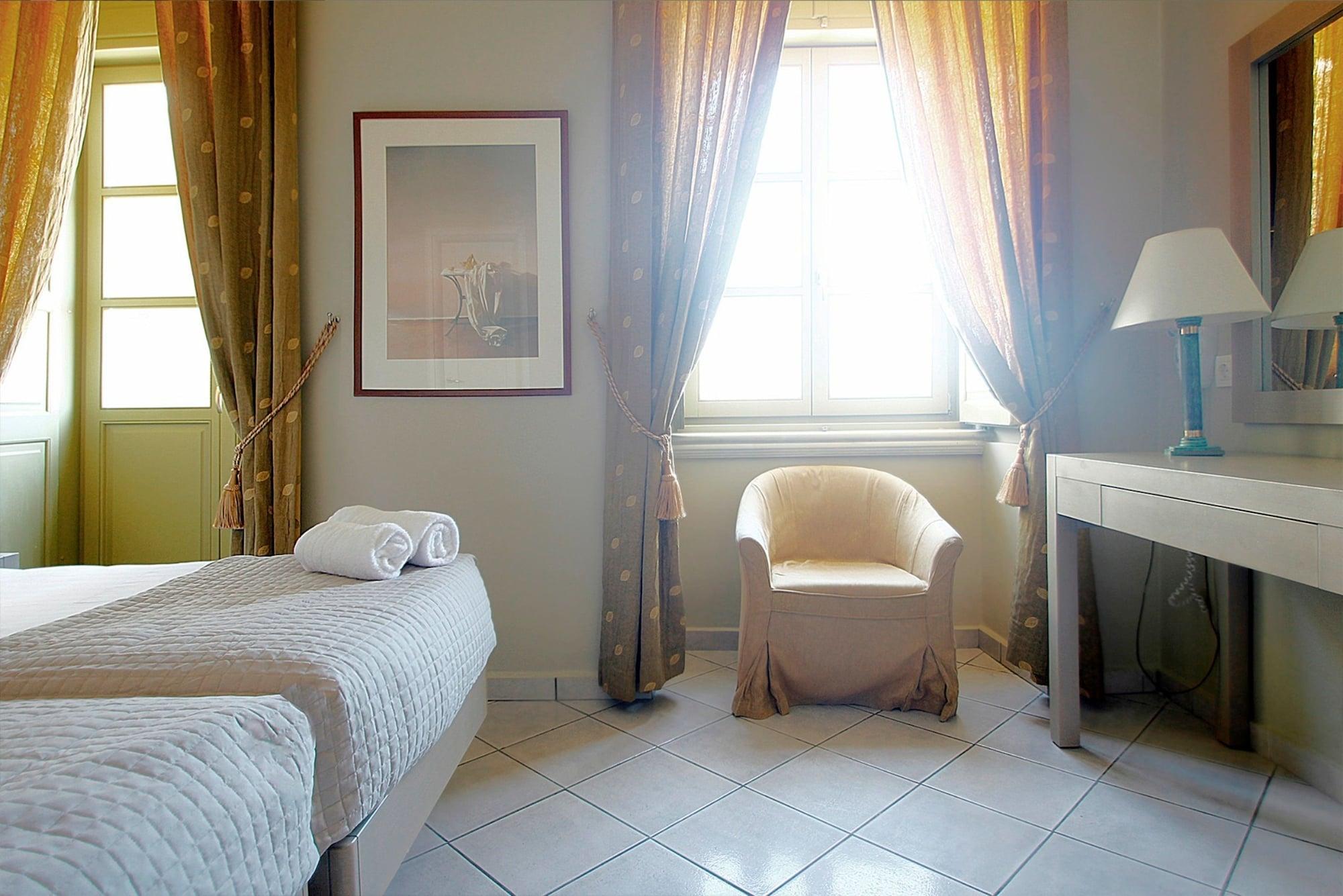 Diogenis Hotel Ермополи Екстериор снимка