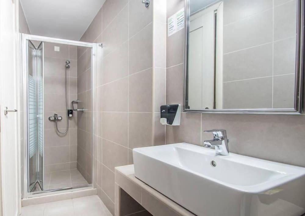 Diogenis Hotel Ермополи Екстериор снимка